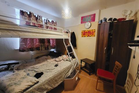 undefined, Rosedene Avenue, Croydon CR0