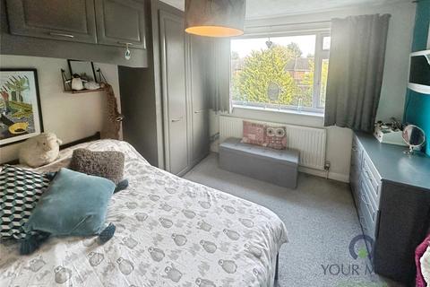 4 bedroom semi-detached house for sale, Maurice Drive, Leicester LE8