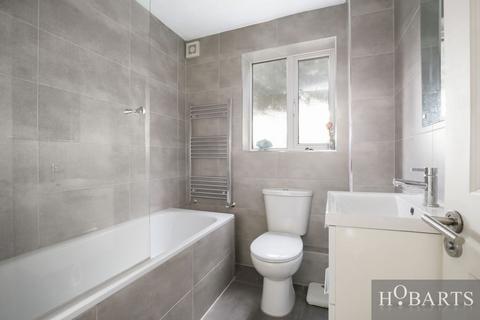 2 bedroom flat for sale, Northcott Avenue, Alexandra Park, N22