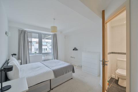 3 bedroom flat for sale, Grosvenor Terrace, London, SE5