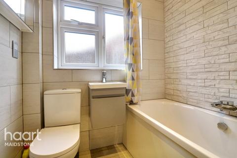 5 Cottenham Close, East Malling, West Malling, ME19 6BY