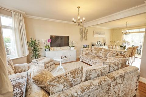 3 bedroom semi-detached house for sale, Honey Lane, Waltham Abbey EN9