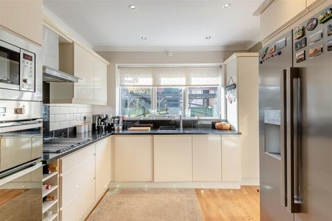 undefined, Highland Road, Mansfield