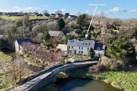 Clay Lane, Haverfordwest, Pembrokeshire, SA61 1UH