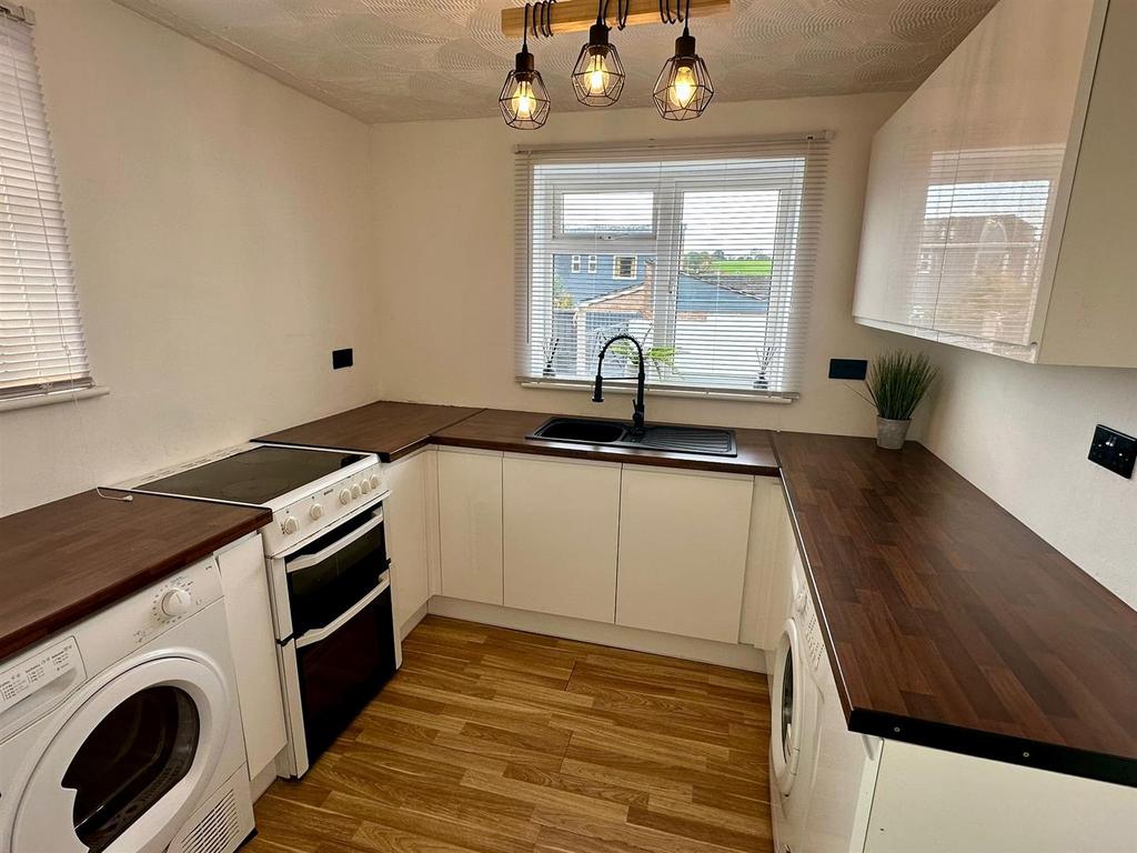 Fitted Kitchen