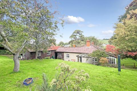 4 bedroom detached bungalow for sale, Tisbury Road, Salisbury SP3