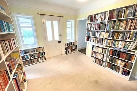 4 bedroom detached bungalow for sale, Tisbury Road, Salisbury SP3