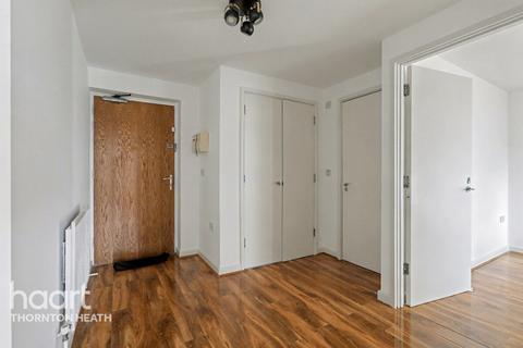 2 bedroom apartment for sale, Parchmore Road, THORNTON HEATH