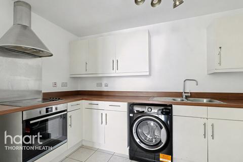 2 bedroom apartment for sale, Parchmore Road, THORNTON HEATH