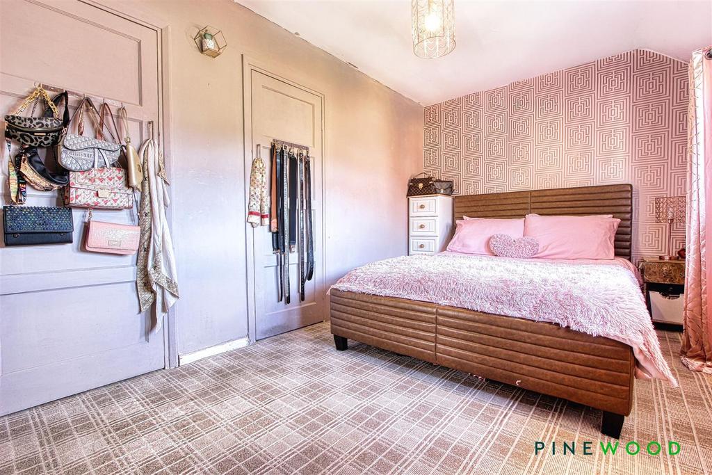 Bed 1