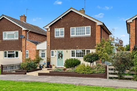 4 bedroom detached house for sale, Collinsmith Drive, Grove, OX12