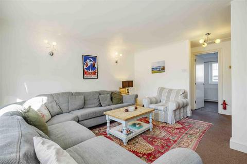undefined, Cheryls Close, London