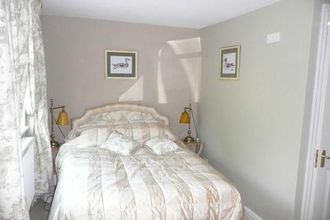 1 bedroom barn conversion to rent, Oddington Road, Stow on the Wold