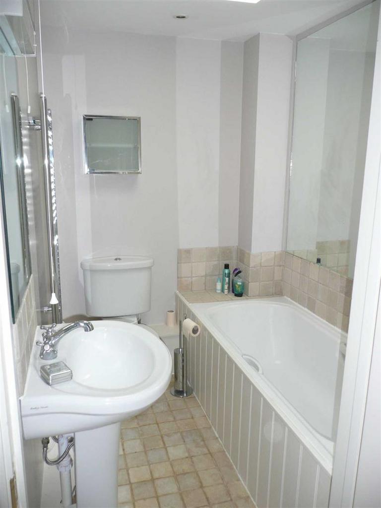 Ensuite Bathroom