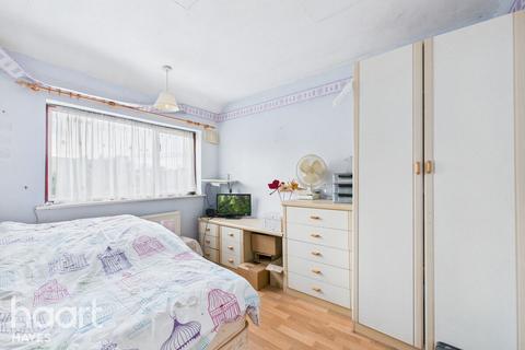 undefined, Repton Avenue, Hayes