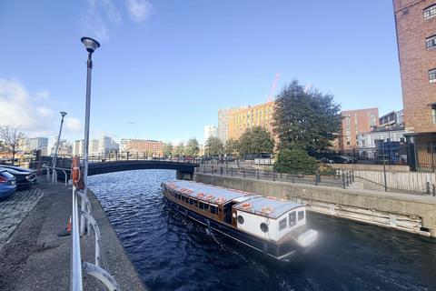 2 bedroom apartment for sale, 1 Royal Quay, Liverpool L3