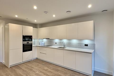 2 bedroom apartment to rent, Menara Point, London E16