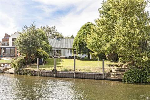 undefined, River Bank, Thames Ditton KT7