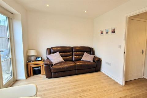 undefined, Langland Place, Roydon,
