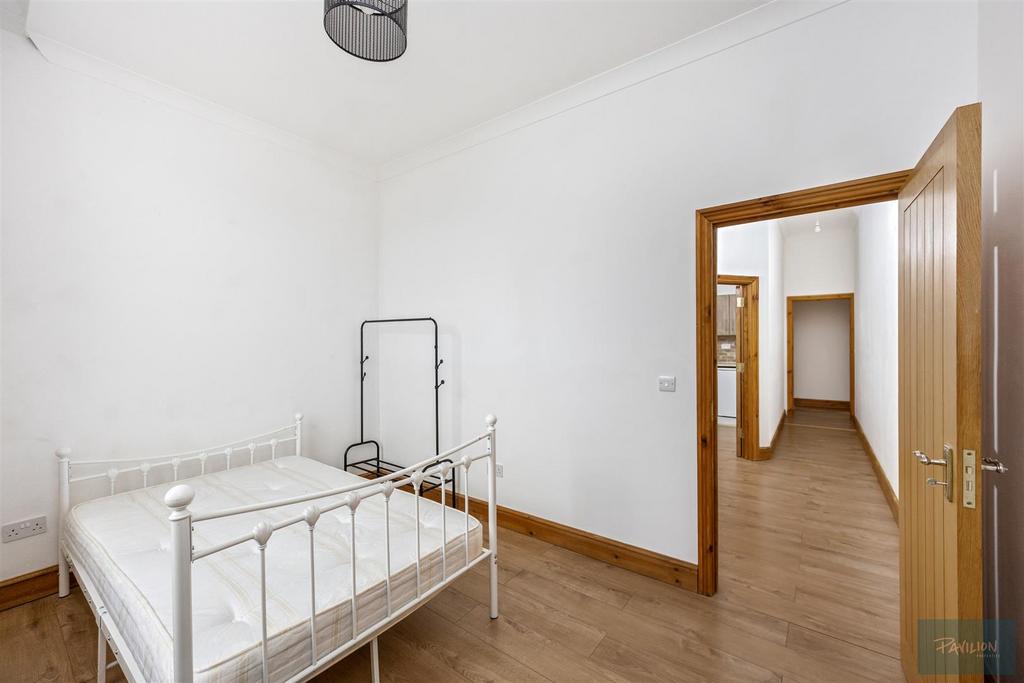 Wellington Road 18 A, Flat 7-016.JPG