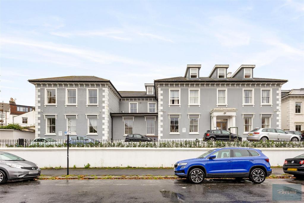 Wellington Road 18 A, Flat 7-017.JPG