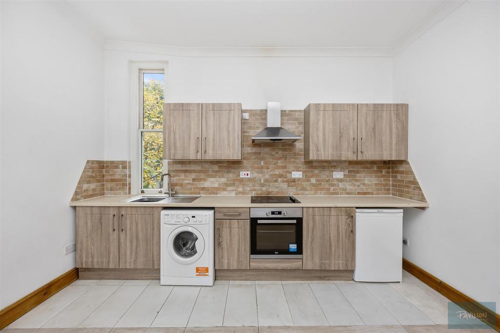 Wellington Road 18 A, Flat 7-009.JPG