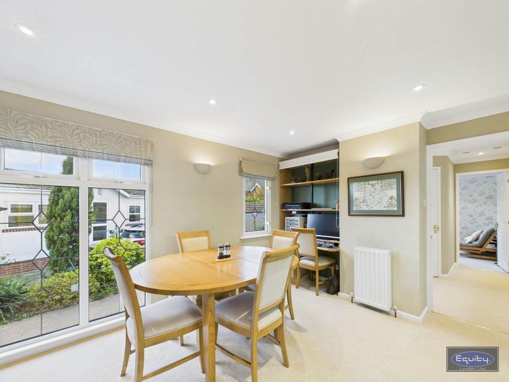 Dining room 2