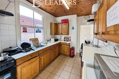 1 bedroom house to rent, Brazil Street, LE2