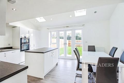 1 bedroom in a house share to rent, St. Johns Close, Peterborough, Cambridgeshire, PE3