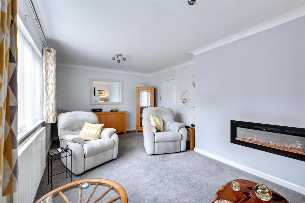 Lounge/Sitting Room