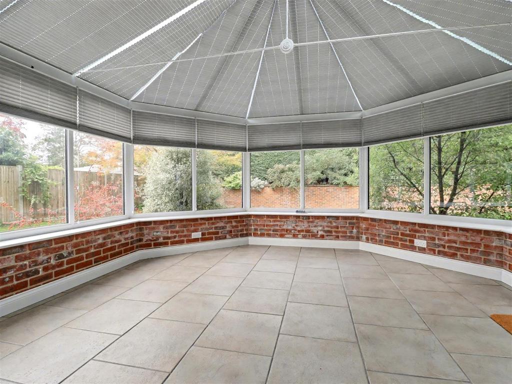 Garden room