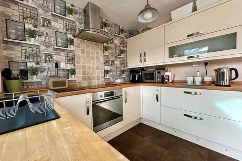 25 Anscomb Way, Woodford Halse, Daventry, NN11 3SR