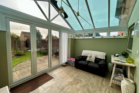 25 Anscomb Way, Woodford Halse, Daventry, NN11 3SR
