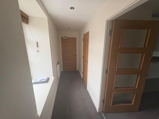 Hallway.jpg