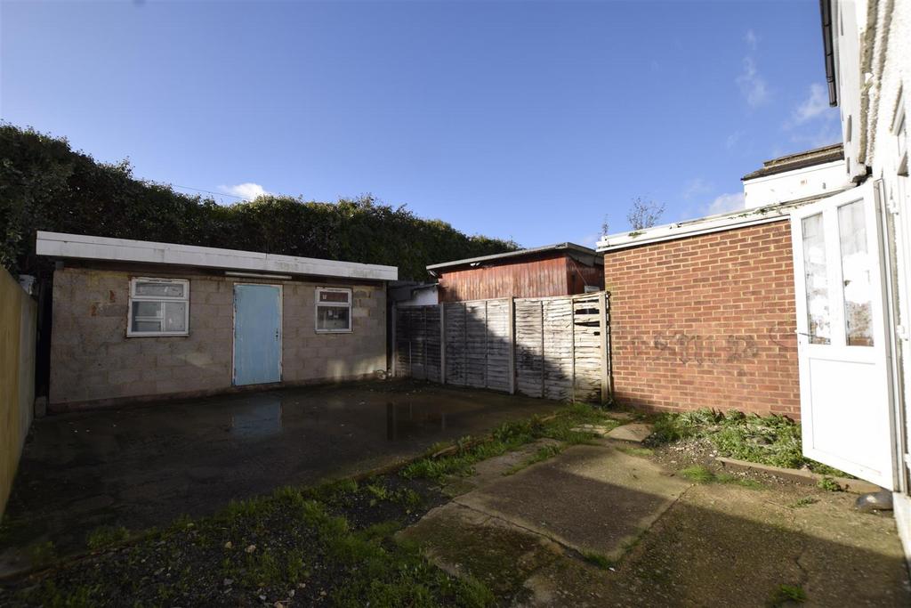 Rear garden.jpg