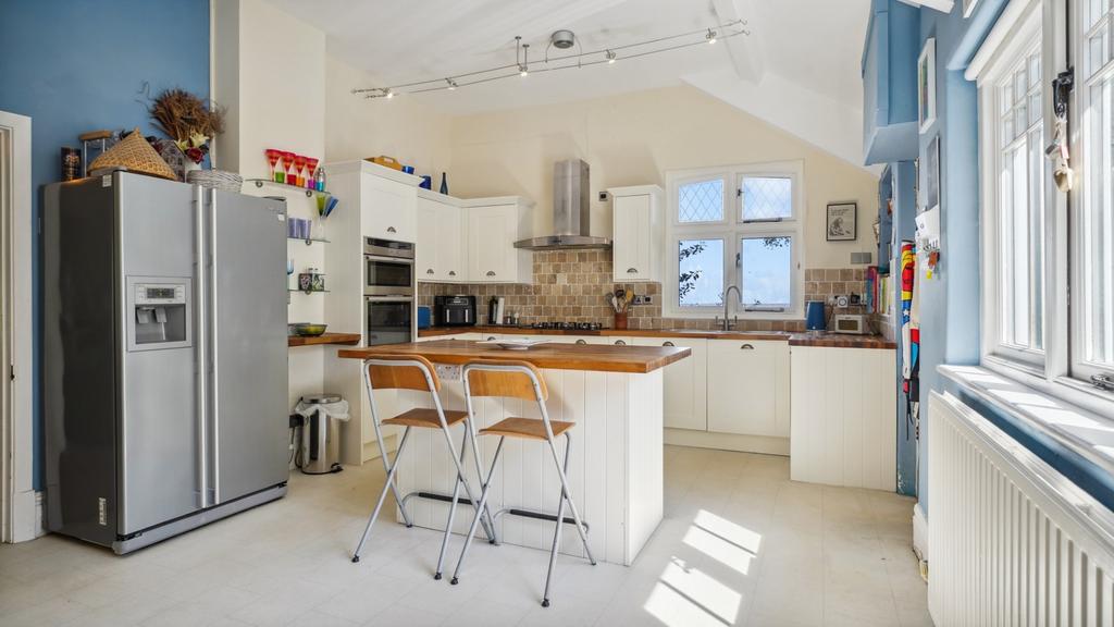 Kitchen/Breakfast Room