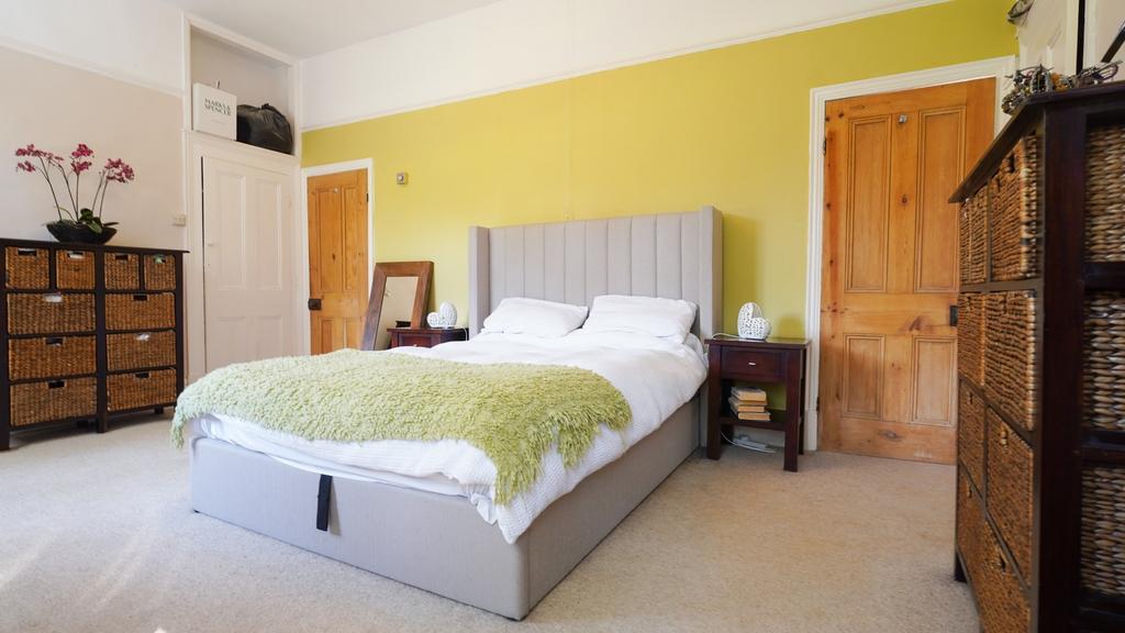 Master Bedroom 1