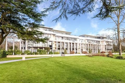 4 bedroom flat to rent, Charters Road, Sunningdale