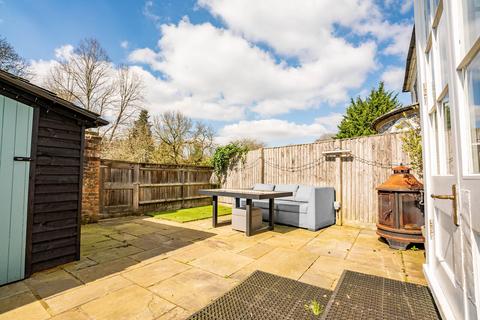 undefined, Lamer Mews, Gustard Wood AL4