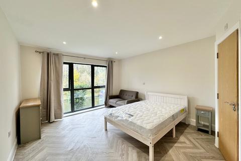 undefined, Woodley Headland, Peartree Bridge, Milton Keynes, MK6