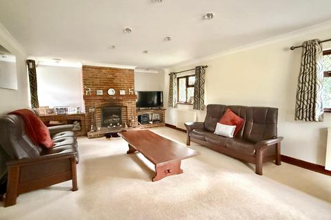 5 bedroom detached house for sale, Ibsley Drove, Ringwood, BH24 3NW