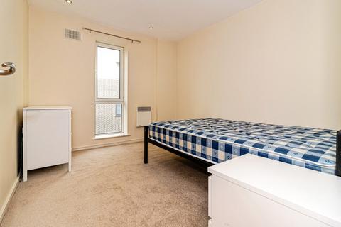 2 bedroom apartment for sale, City Road East, Manchester M15