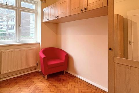 Townshend Road, London NW8