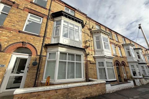 2 bedroom apartment for sale, Rutland Street, Filey