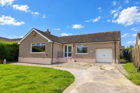 3 bedroom detached bungalow to rent, Carradale. 43 Church Road, Roch. SA62 6BG