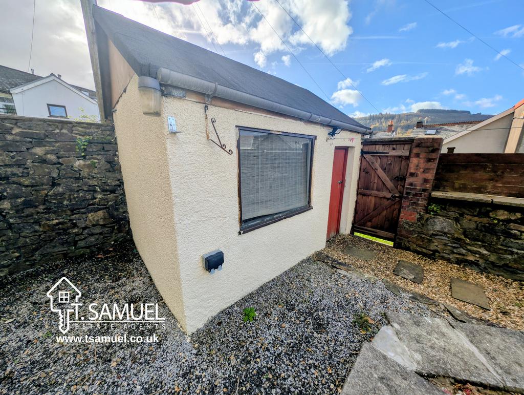 Outbuilding