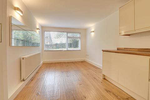 undefined, Beeching Close, Harpenden, Hertfordshire, AL5