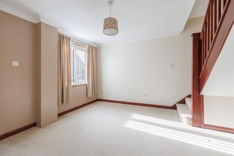 undefined, Noyes Avenue, Woodbridge IP13