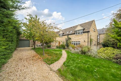 3 bedroom cottage for sale, Burford Road, Brize Norton, Carterton, OX18
