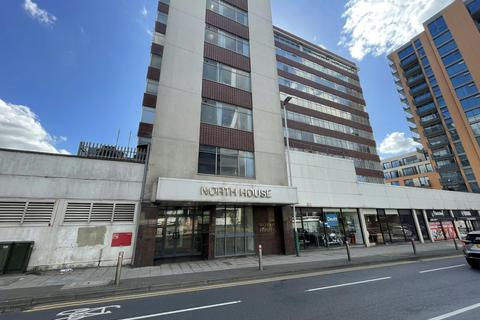 Office to rent, St Edwards Way Romford RM1 3AE